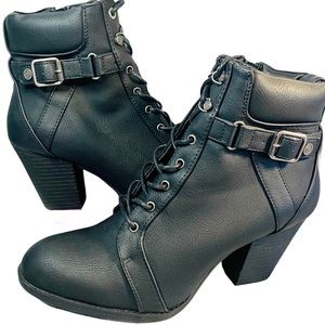 Daisy Fuentes Kamila Boots Womens Size 11